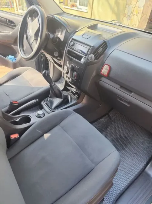 Isuzu D-Max 2012 Tiraspol Tiraspol - photo 4