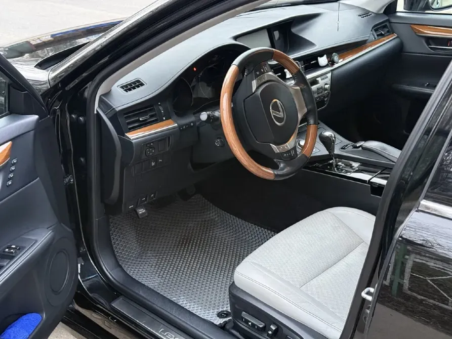 Lexus ES 2013 год Рыбница Рыбница - изображение 7