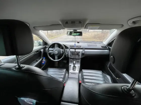 Volkswagen Passat 2014 an Camenca Camenca