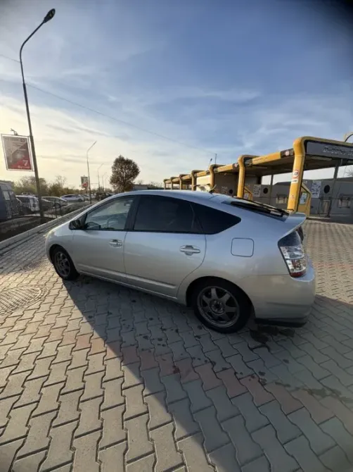 Toyota Prius 2004 год Тирасполь Тирасполь - изображение 3