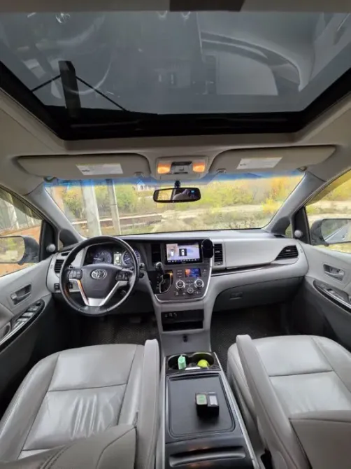 Toyota Sienna 2015 Tiraspol Tiraspol - photo 2