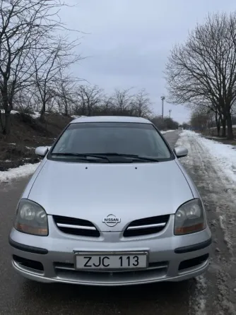 Nissan Almera Tino 2001 an Tiraspol Tiraspol