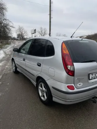 Nissan Almera Tino 2001 an Tiraspol Tiraspol