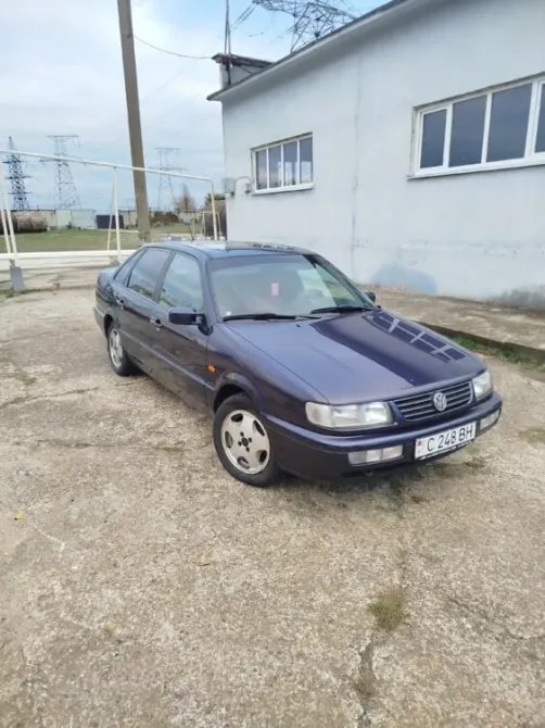 Volkswagen Passat 1994 an Tiraspol Tiraspol - fotografie 1
