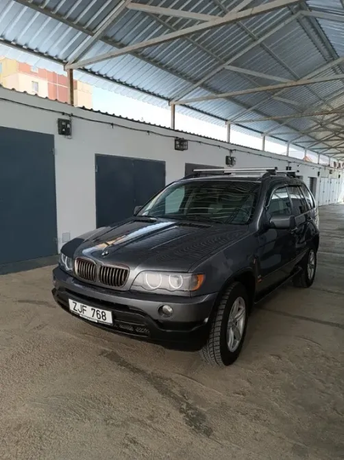 BMW X5 2003 an Tiraspol Tiraspol - fotografie 1