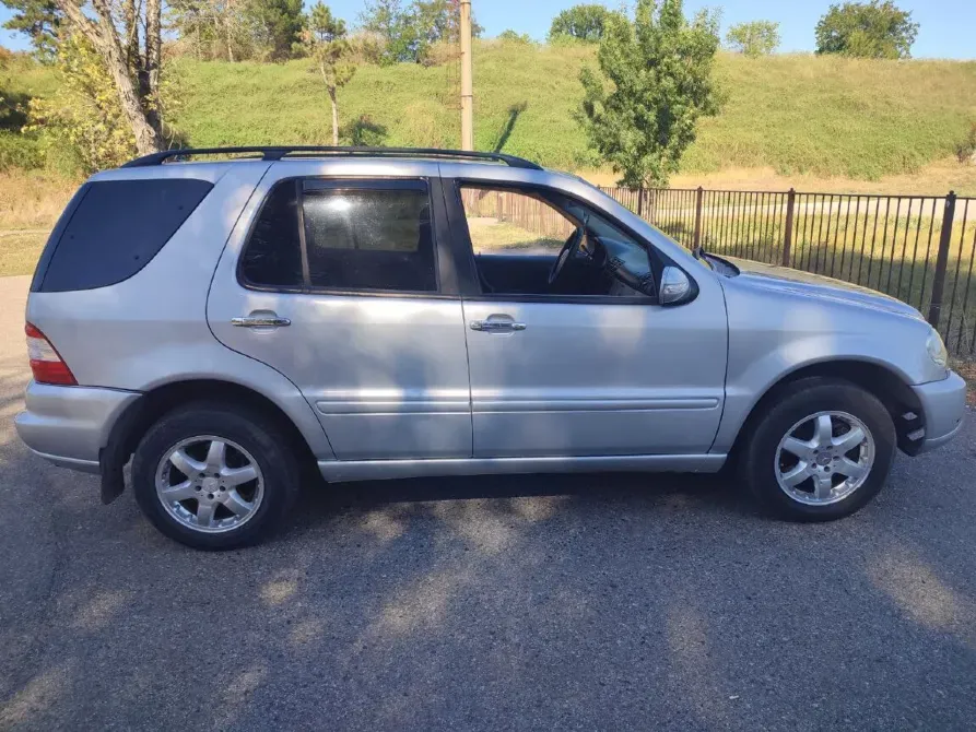 Mercedes M-Class 2002 an Slobozia Slobozia - fotografie 2