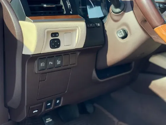 Lexus ES 2016 an Tiraspol Tiraspol