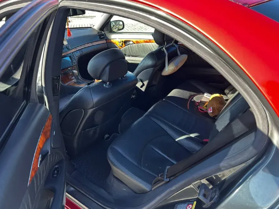 Mercedes E-Class 2004 an Tiraspol Tiraspol - fotografie 5