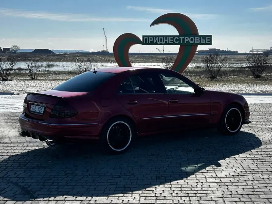 Mercedes E-Class 2004 an Tiraspol Tiraspol - fotografie 6