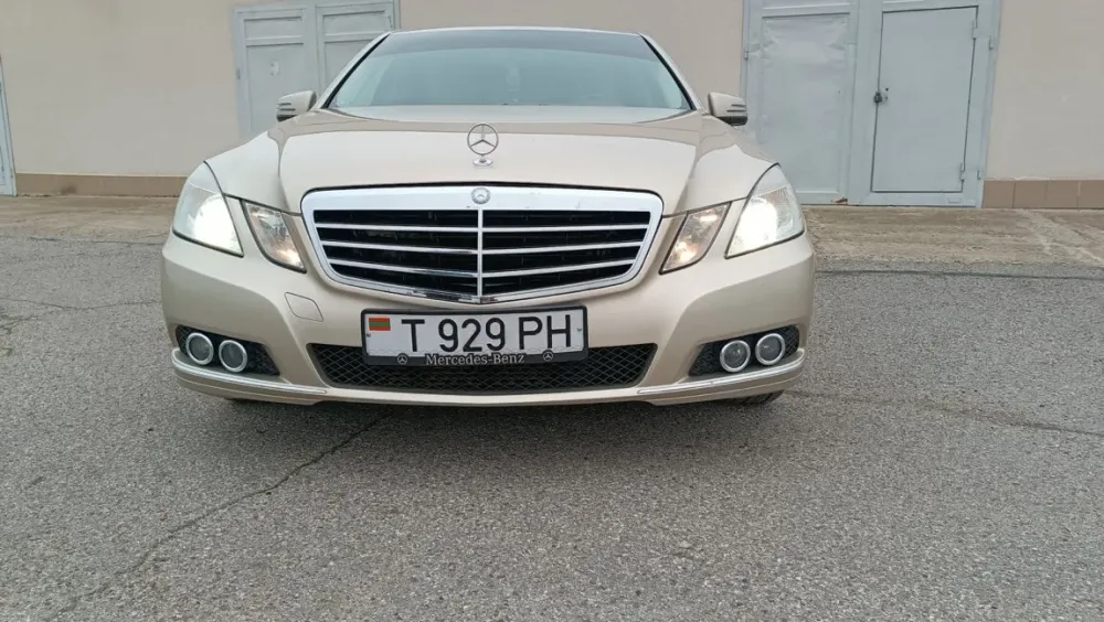 Mercedes E-Class 2010 год Тирасполь Тирасполь - изображение 1
