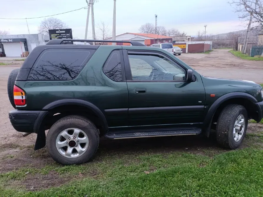 Opel Frontera 2000 an Bender Bender - fotografie 2