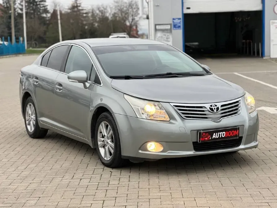 Toyota Avensis 2010 an Tîrnauca Tîrnauca - fotografie 3