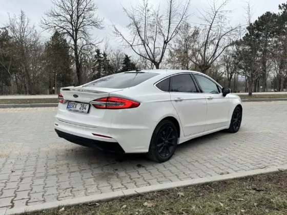 Ford Fusion 2019 год Бендеры Бендеры