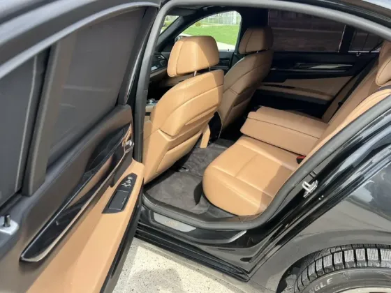 BMW 7 Series 2011 год Бендеры Бендеры