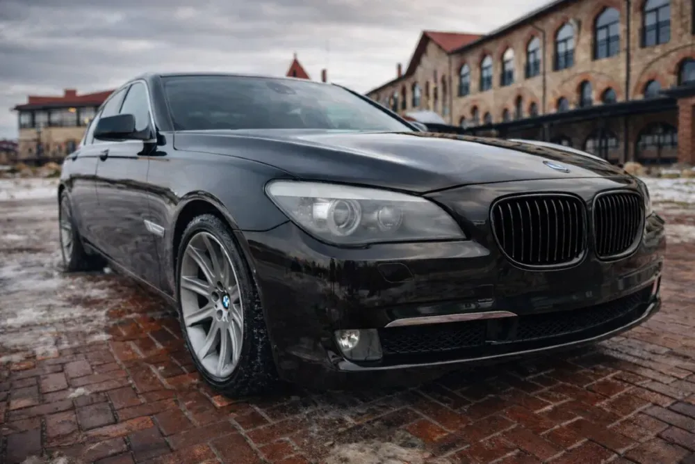 BMW 7 Series 2011 год Бендеры Бендеры - изображение 8