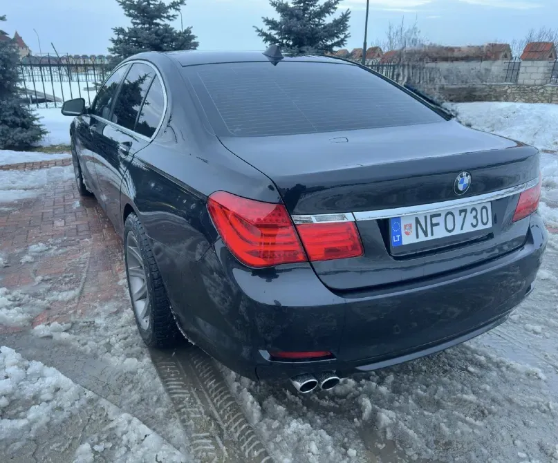 BMW 7 Series 2011 год Бендеры Бендеры - изображение 7