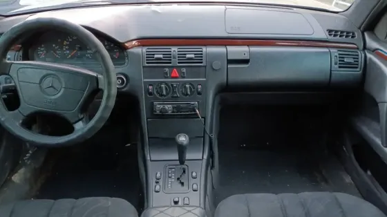 Mercedes E-Class 1996 год Тирасполь Тирасполь