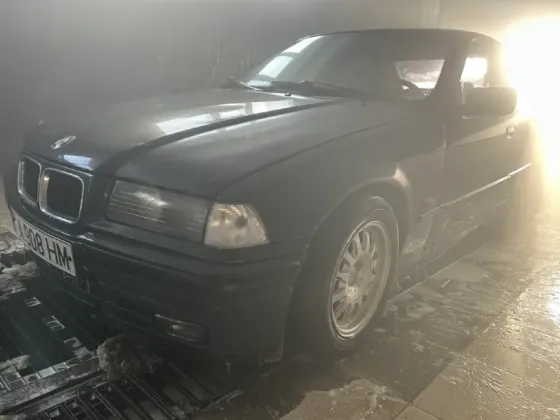 BMW 3 Series 1993 Bender Bender
