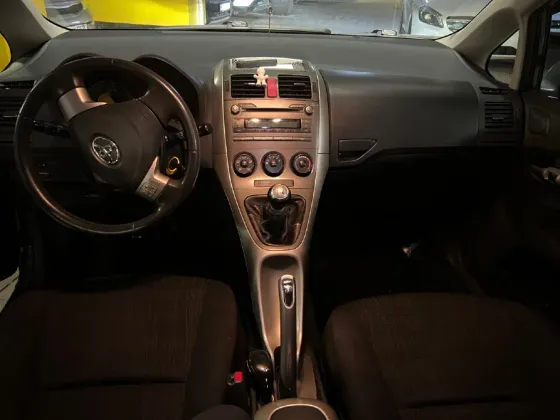 Toyota Auris 2008 год Кишинёв Кишинёв