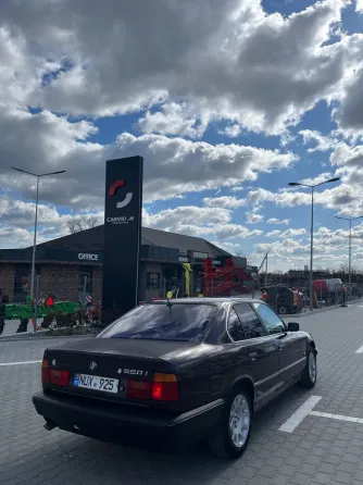 BMW 5 Series 1993 год Комрат Комрат