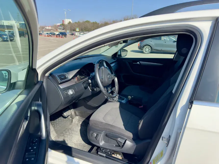 Volkswagen Passat 2013 Chisinau Chisinau - photo 4