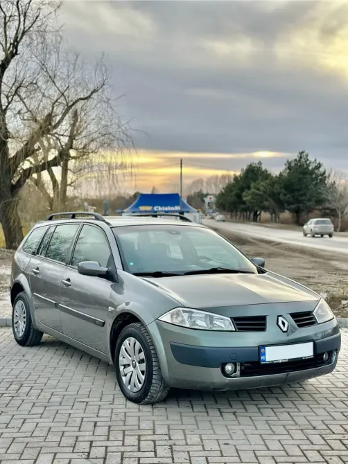 Renault Megane 2005 год Бельцы Бельцы - изображение 3
