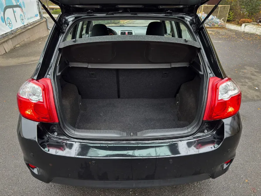 Toyota Auris 2011 год Кишинёв Кишинёв - изображение 7