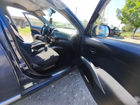 Mitsubishi Outlander 2008 год Штефан-Водэ Штефан-Водэ