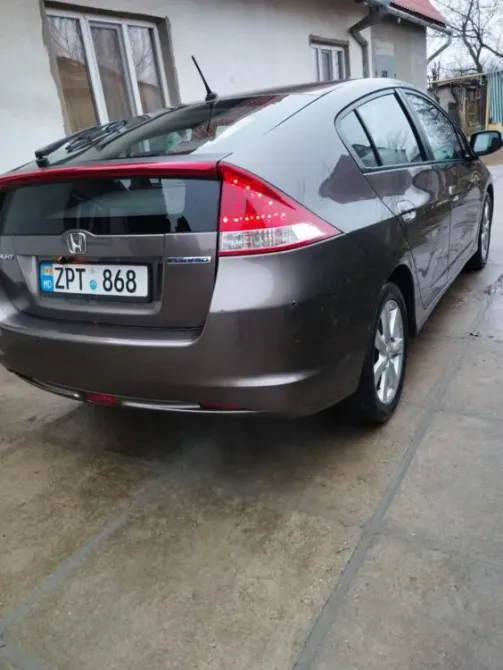 Honda Insight 2009 год Бендеры Бендеры - изображение 9