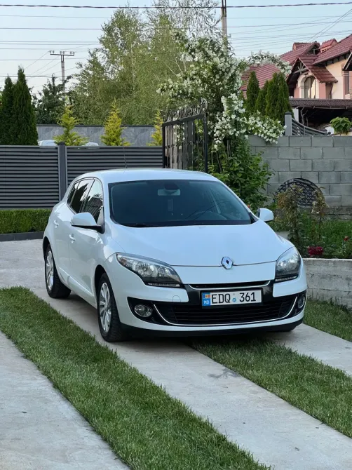 Renault Megane 2012 год Кишинёв Кишинёв - изображение 2