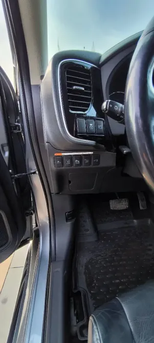 Mitsubishi Outlander 2015 год Кишинёв Кишинёв - изображение 6