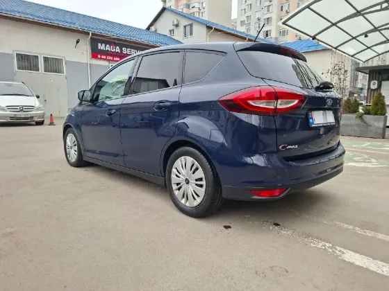 Ford C-MAX 2018 год Кишинёв Кишинёв