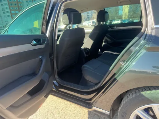 Volkswagen Passat 2018 год Кишинёв Кишинёв