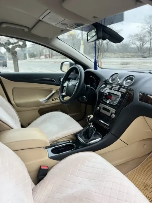 Ford Mondeo 2009 an Tiraspol Tiraspol - fotografie 8