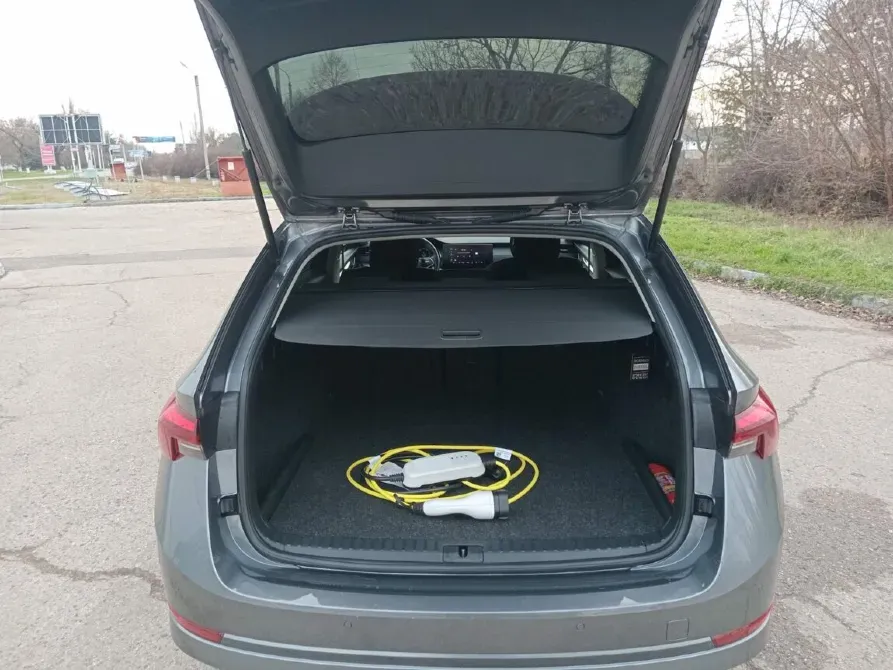 Skoda Octavia 2023 an Bender Bender - fotografie 4