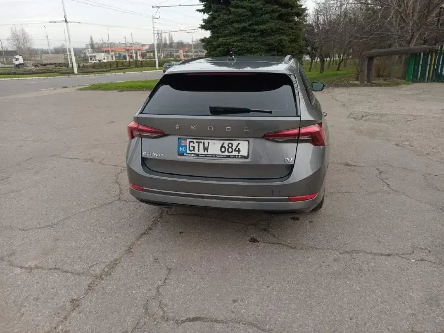 Skoda Octavia 2023 an Bender Bender - fotografie 7