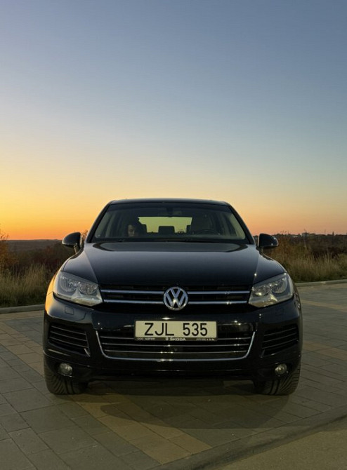 Volkswagen Touareg 2011 год Тирасполь Тирасполь - изображение 2