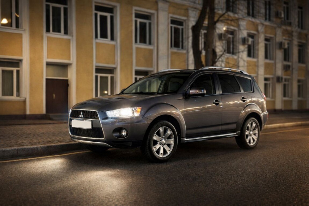 Mitsubishi Outlander 2010 Tiraspol Tiraspol - photo 1