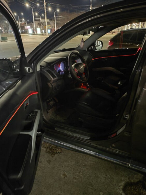 Mitsubishi Outlander 2010 Tiraspol Tiraspol - photo 7