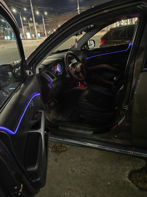 Mitsubishi Outlander 2010 Tiraspol Tiraspol - photo 8