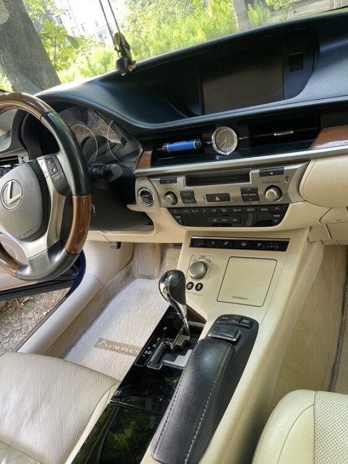 Lexus ES 2013 an Tiraspol Tiraspol - fotografie 5