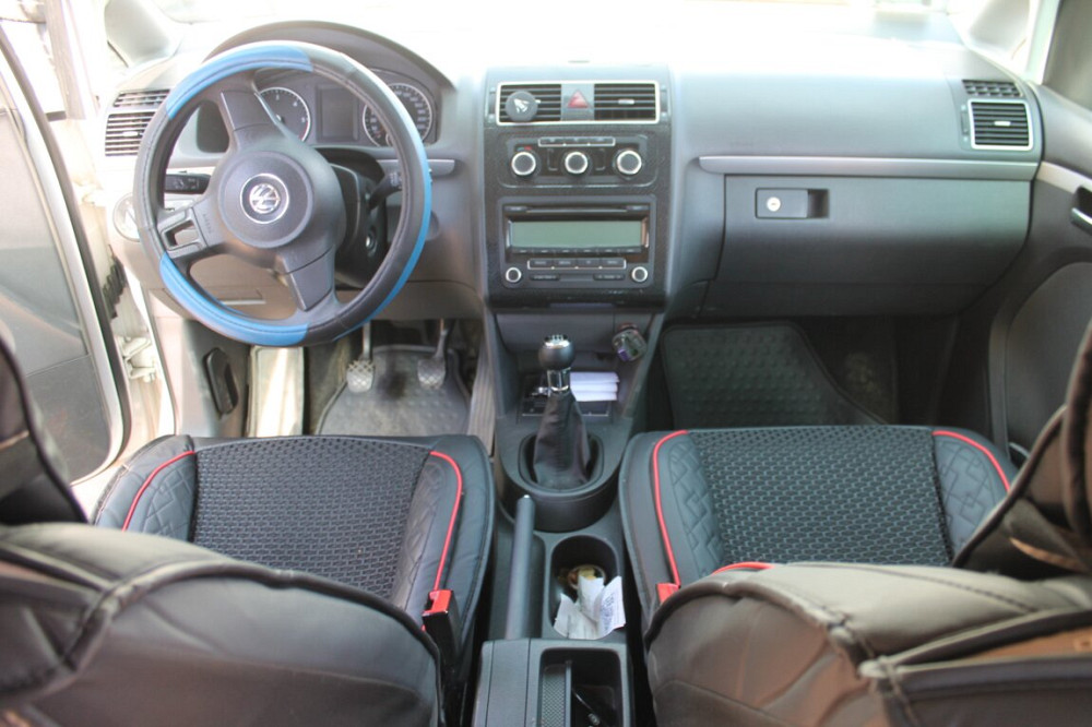 Volkswagen Touran 2011 an Tiraspol Tiraspol - fotografie 6