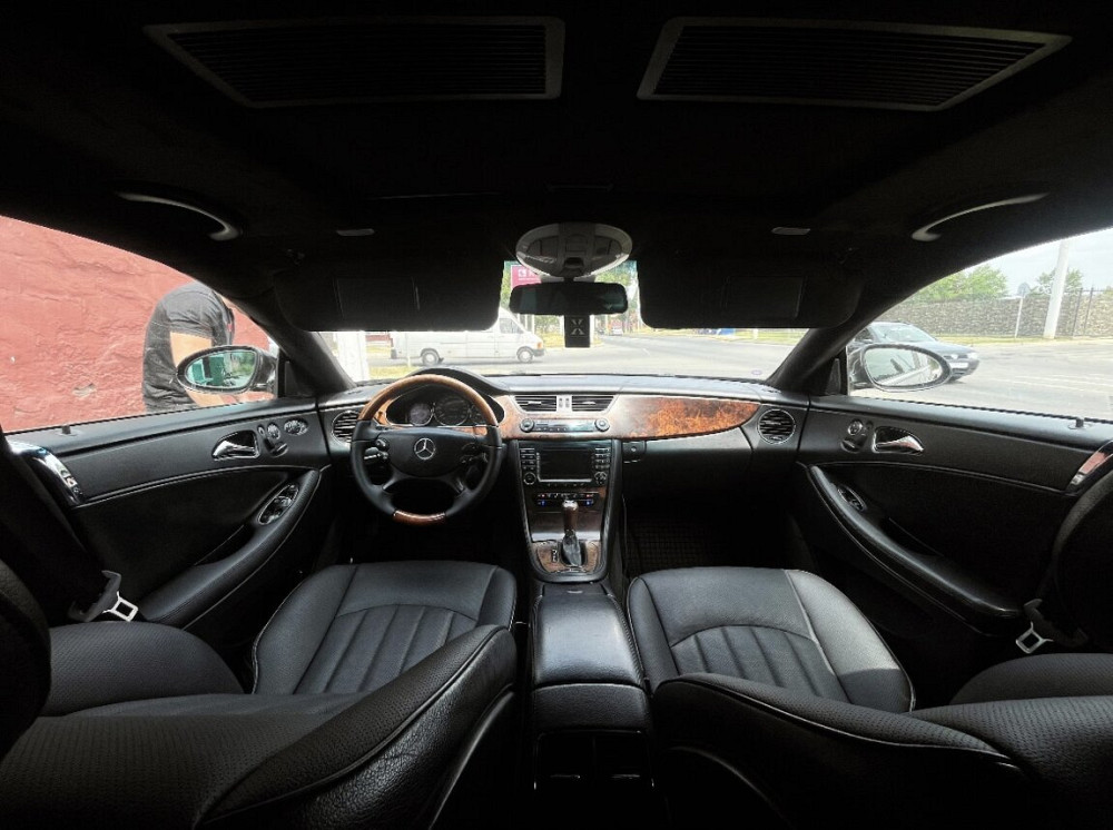 Mercedes CLS-Class 2007 an Bender Bender - fotografie 9