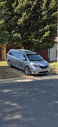 Toyota Sienna 2015 год Tiraspol