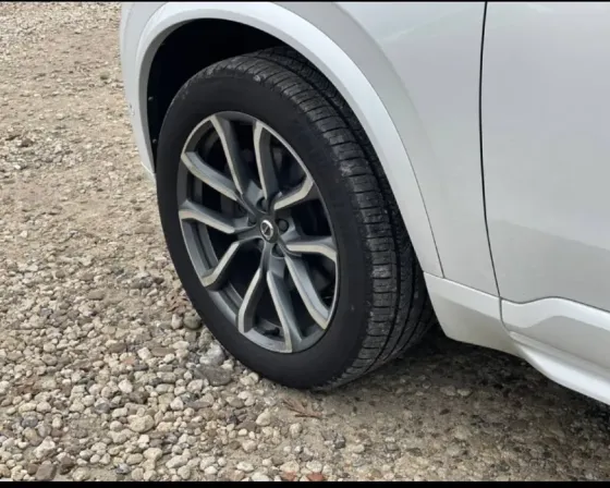 Volvo XC90 2017 год Тирасполь Тирасполь