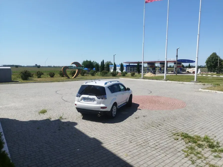 Mitsubishi Outlander 2010 Tiraspol Tiraspol - photo 7