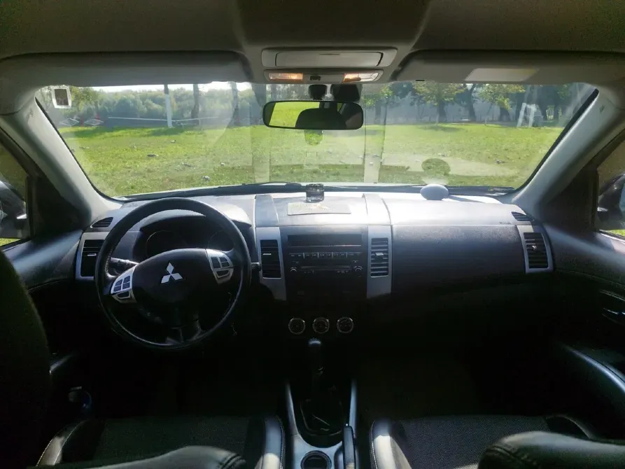 Mitsubishi Outlander 2010 Tiraspol Tiraspol - photo 3