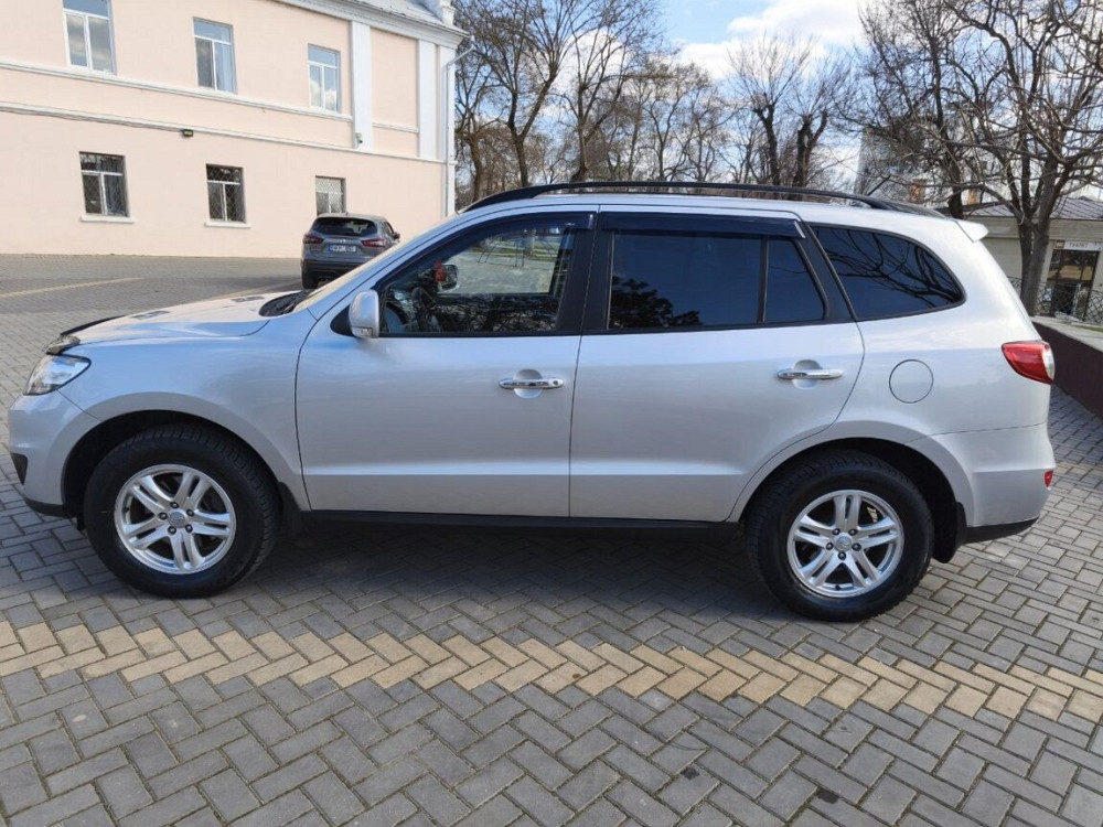 Hyundai Santa Fe 2012 an Tiraspol Tiraspol - fotografie 3