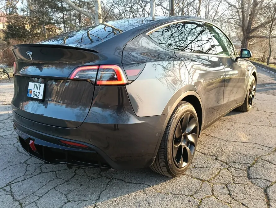 Tesla Model Y 2021 an Tiraspol Tiraspol - fotografie 9
