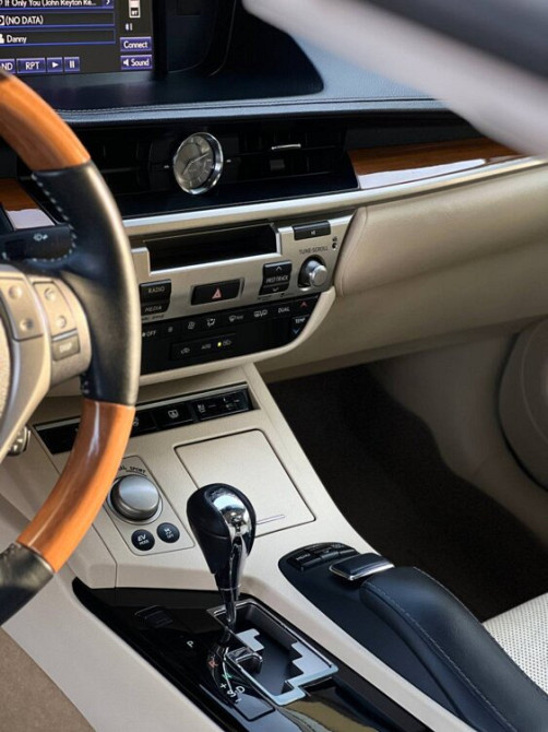 Lexus ES 2014 Tiraspol Tiraspol - photo 8